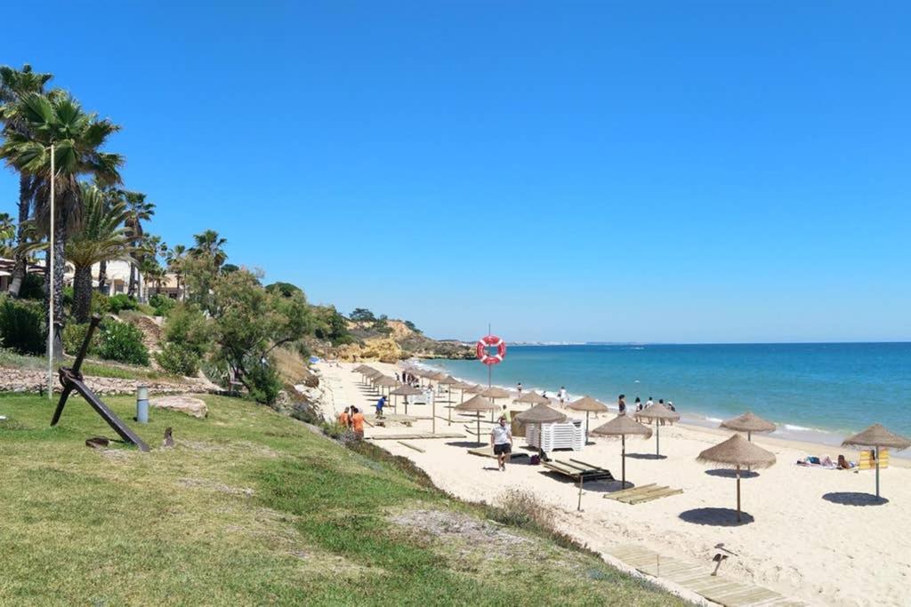 Praia Eulalia With Pool And 5 Minutes From The Beach البوفيرا المظهر الخارجي الصورة
